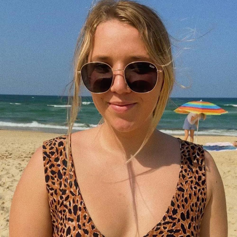 Meet your Posher, Dayna